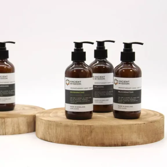Pflegend - Aromatherapeutische Hand- und Körperlotion 250ml 