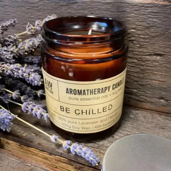 Aromatherapie-Sojakerze 200 g – Entspannung Aromatherapie-Sojakerze 200 g – Entspannung
