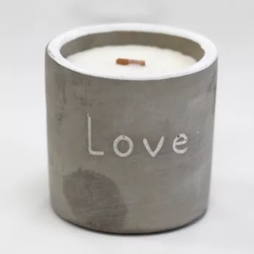   Sojakerzen aus Beton - Liebe - Feigen und schwarze Johannisbeeren