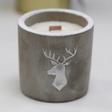 Mittlere Beton-Sojakerze - Hirsch - Whiskey und Rauch