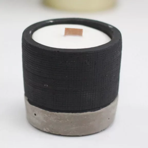 Sojakerzen aus Beton - Schwarz - Butter und Brandy Sojakerzen aus Beton - Schwarz - Butter und Brandy