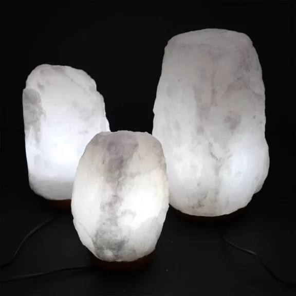 Kristalline Himalaya-Salzlampe – 3–5 kg Kristalline Himalaya-Salzlampe – 3–5 kg