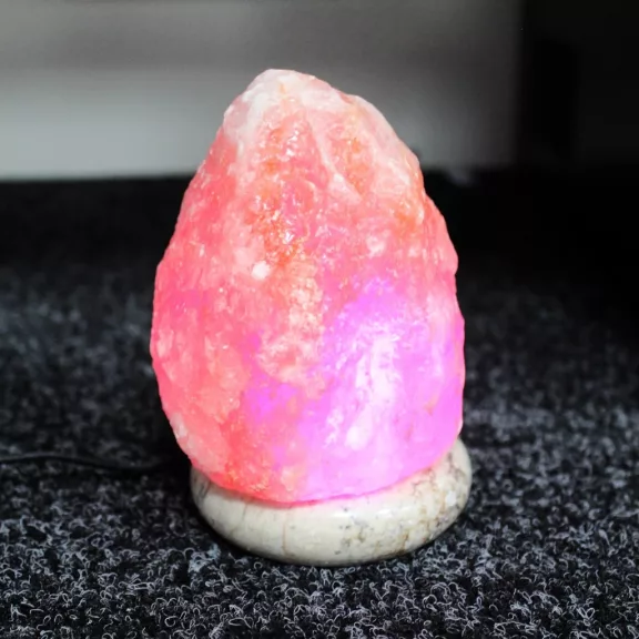 Hochwertige USB-Natur-Salzlampe – 11,5 cm (mit Farbwechsel) Hochwertige USB-Natur-Salzlampe – 11,5 cm (mit Farbwechsel)