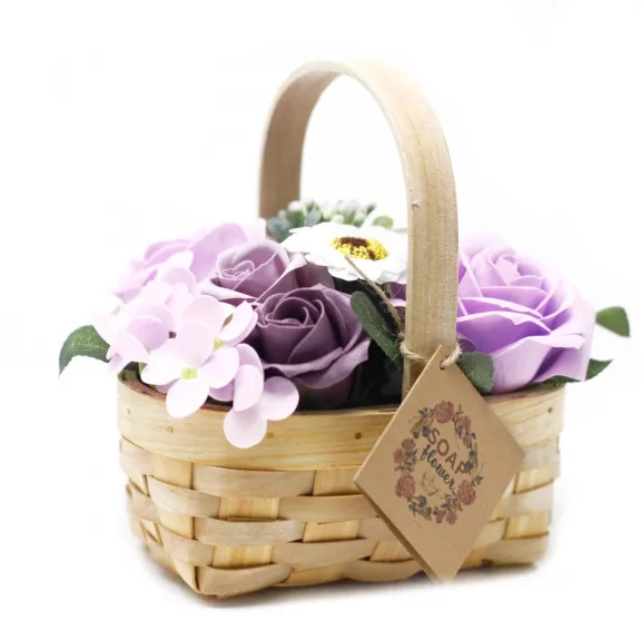 Mittelgroßer Lavendelstrauß im Weidenkorb Mittelgroßer Lavendelstrauß im Weidenkorb