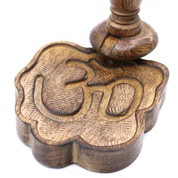  Mittlerer Mango-Holz „Flüssiger Rauch“ Räucherstäbchenhalter – Ohm