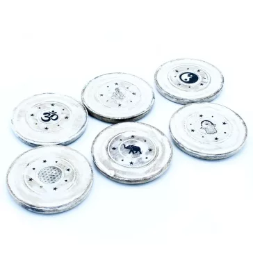 Weißer geriffelter Räucherstäbchenhalter – Platte