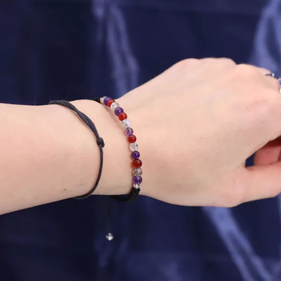 Jungfrau – Sternzeichen Kerze mit Kristallen und Armban Jungfrau – Sternzeichen Kerze mit Kristallen und Armban